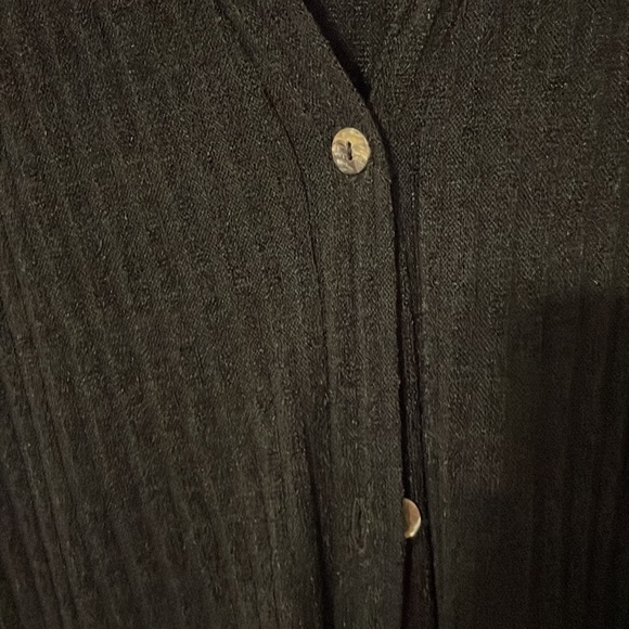 Black shrug sweater - Picture 3 of 3